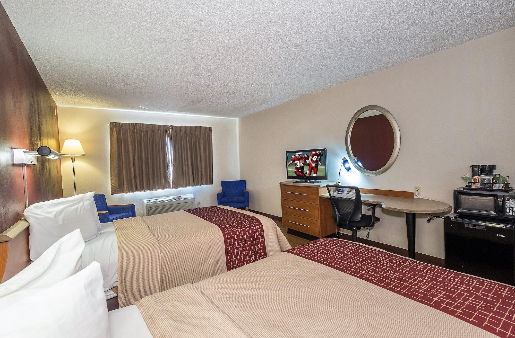 Red Roof Inn & Suites Cleveland - Элирия Экстерьер фото