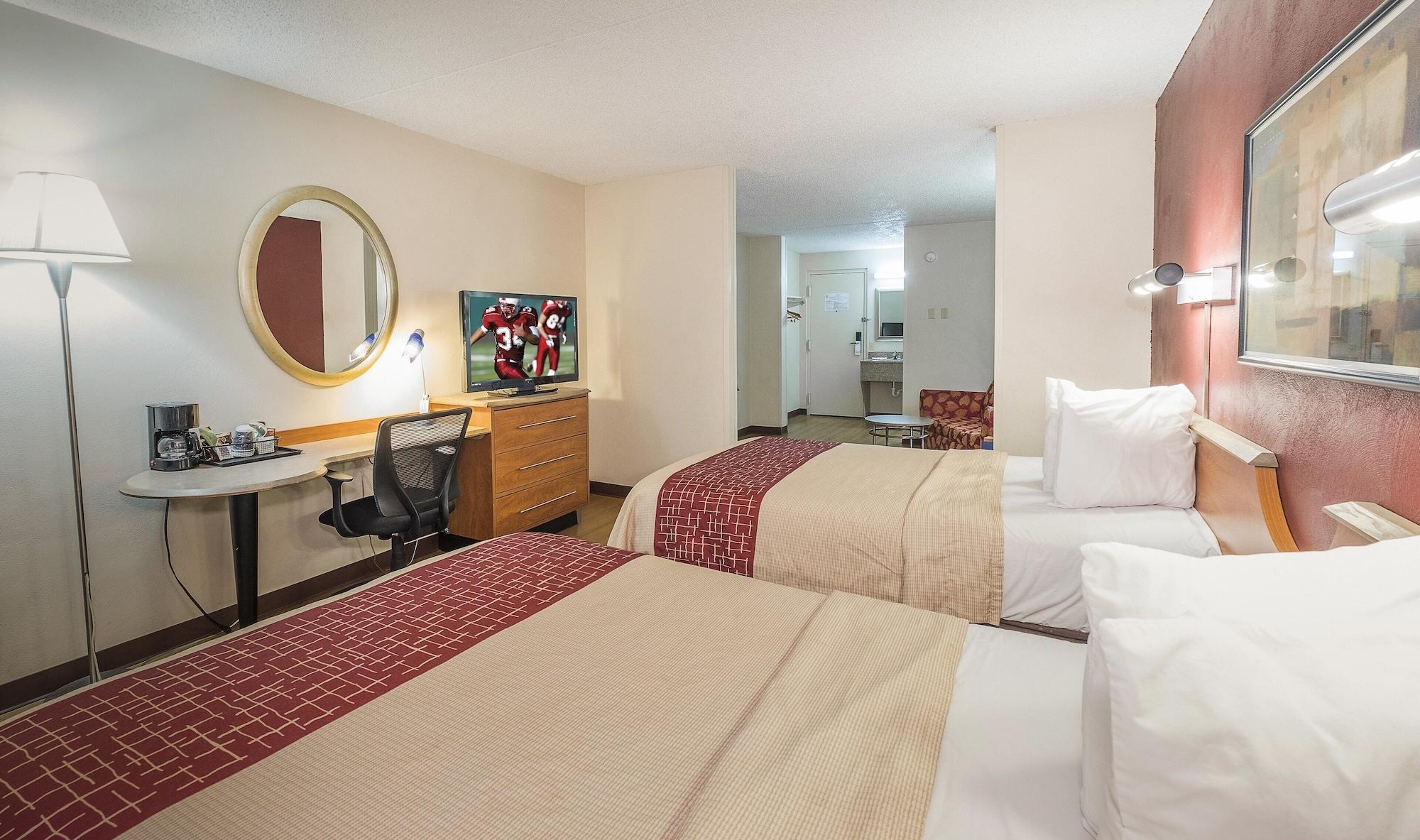 Red Roof Inn & Suites Cleveland - Элирия Экстерьер фото