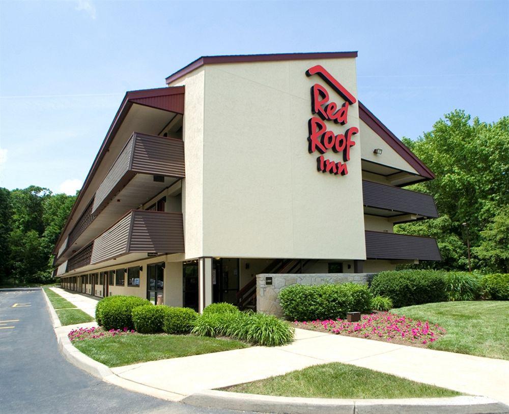 Red Roof Inn & Suites Cleveland - Элирия Экстерьер фото